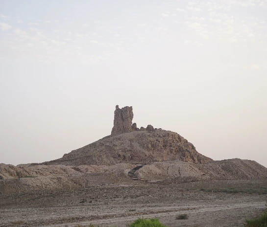 Iraq's Ziggurats: The Temple of  Mesopotamian Gods